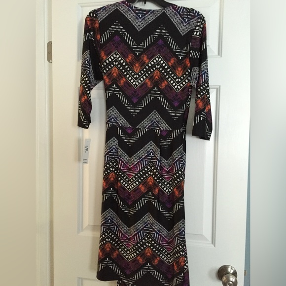 NWT Versatile wrap dress - Picture 3 of 6